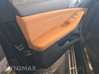 2026 BMW X7 xDrive40i – miniatura 9