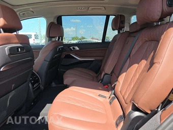 2026 BMW X7 xDrive40i – miniatura 13