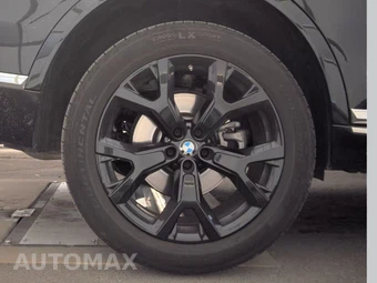 2026 BMW X7 xDrive40i – miniatura 11