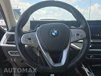 2026 BMW X7 xDrive40i – miniatura 16