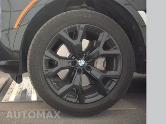 2026 BMW X7 xDrive40i – miniatura 9