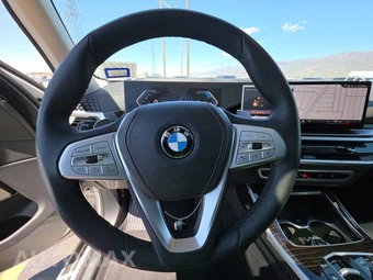 2026 BMW X7 xDrive40i – miniatura 10