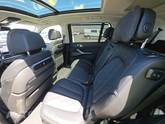 2026 BMW X7 xDrive40i – miniatura 13