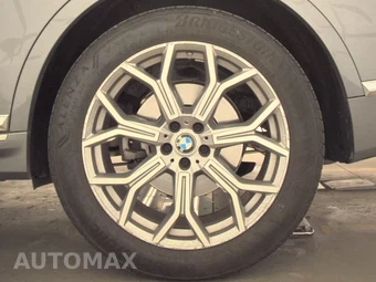 2026 BMW X7 xDrive40i – miniatura 12