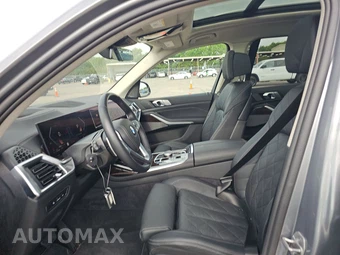 2026 BMW X7 xDrive40i – miniatura 13