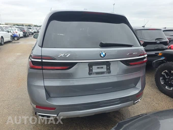 2026 BMW X7 xDrive40i – miniatura 6