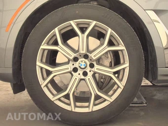 2026 BMW X7 xDrive40i – miniatura 9