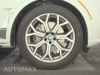 2026 BMW X7 xDrive40i – miniatura 10