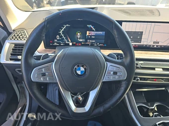 2026 BMW X7 xDrive40i – miniatura 10