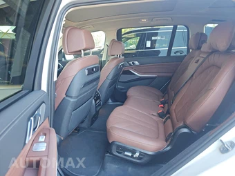 2026 BMW X7 xDrive40i – miniatura 13