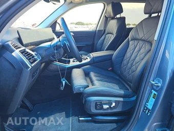 2026 BMW X7 xDrive40i - miniatura 7