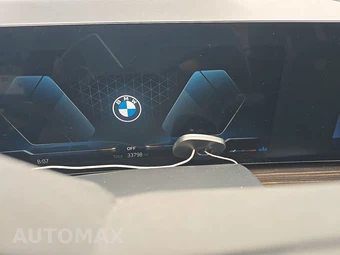 2026 BMW X7 xDrive40i - miniatura 12