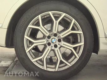 2026 BMW X7 xDrive40i – miniatura 11