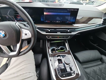 2026 BMW X7 xDrive40i – miniatura 17