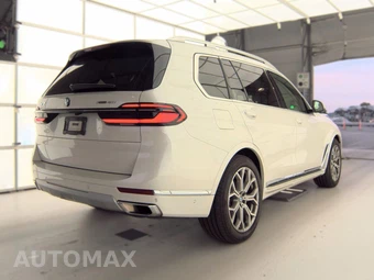2026 BMW X7 xDrive40i – miniatura 5