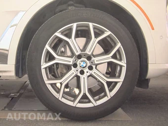 2026 BMW X7 xDrive40i – miniatura 10