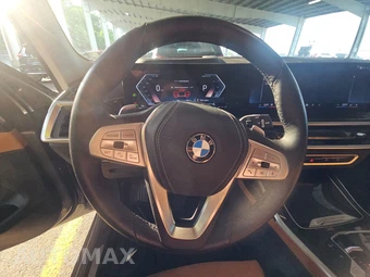 2026 BMW X7 xDrive40i - miniatura 10