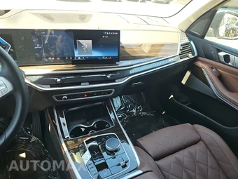 2026 BMW X7 xDrive40i – miniatura 11