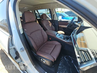 2026 BMW X7 xDrive40i – miniatura 8