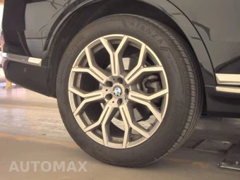 2026 BMW X7 xDrive40i – miniatura 11