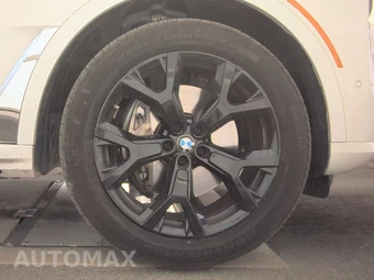 2026 BMW X7 xDrive40i – miniatura 10