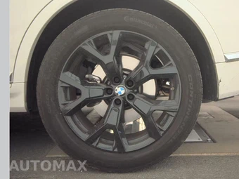 2026 BMW X7 xDrive40i – miniatura 12
