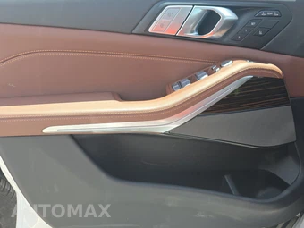 2026 BMW X7 xDrive40i – miniatura 15