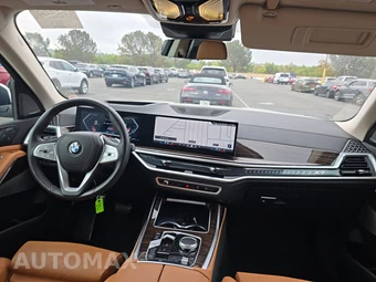 2026 BMW X7 xDrive40i – miniatura 11