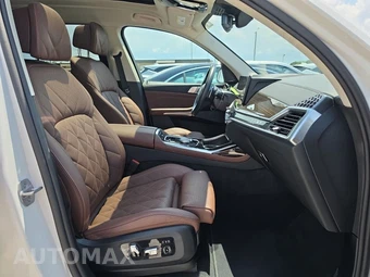 2026 BMW X7 xDrive40i - miniatura 14