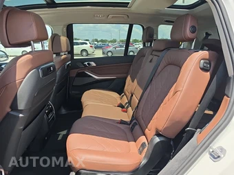 2026 BMW X7 xDrive40i - miniatura 19