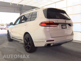 2026 BMW X7 xDrive40i - miniatura 8