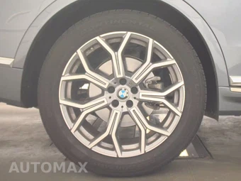 2026 BMW X7 xDrive40i – miniatura 11