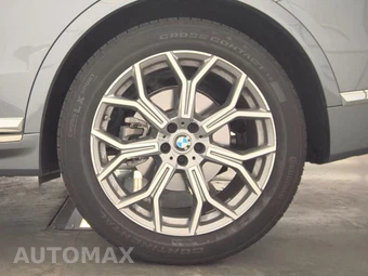 2026 BMW X7 xDrive40i – miniatura 12
