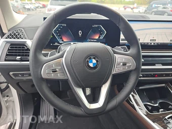 2026 BMW X7 xDrive40i – miniatura 10