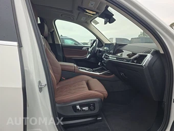2026 BMW X7 xDrive40i – miniatura 8