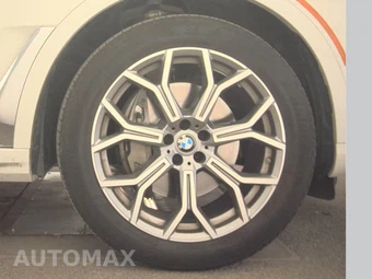 2026 BMW X7 xDrive40i – miniatura 10