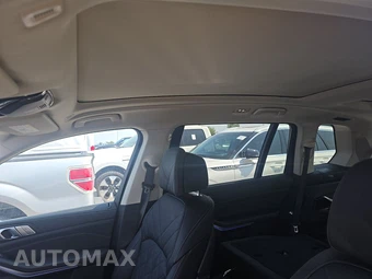 2026 BMW X7 xDrive40i – miniatura 15