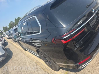 2026 BMW X7 xDrive40i – miniatura 6