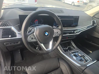2026 BMW X7 xDrive40i – miniatura 11