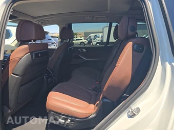 2026 BMW X7 xDrive40i - miniatura 13