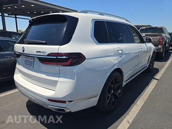 2026 BMW X7 xDrive40i - miniatura 4