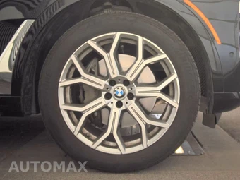 2026 BMW X7 xDrive40i – miniatura 10