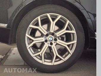 2026 BMW X7 xDrive40i – miniatura 11