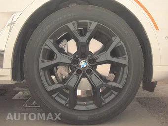 2026 BMW X7 xDrive40i - miniatura 10