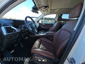 2026 BMW X7 xDrive40i - miniatura 13