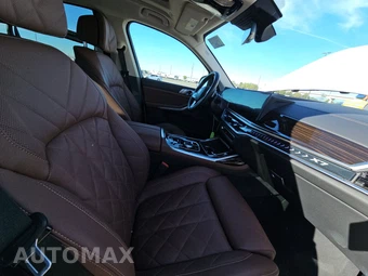 2026 BMW X7 xDrive40i - miniatura 14