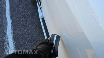 2026 BMW X7 xDrive40i - miniatura 27