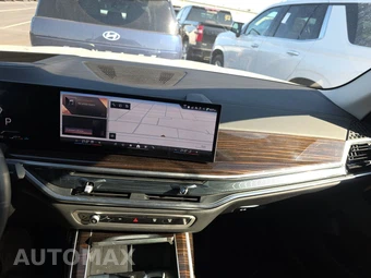 2026 BMW X7 xDrive40i – miniatura 17