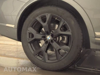 2026 BMW X7 xDrive40i – miniatura 11
