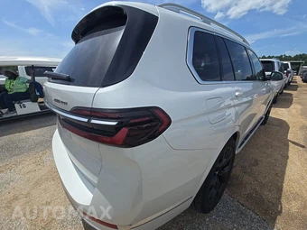2026 BMW X7 xDrive40i – miniatura 4